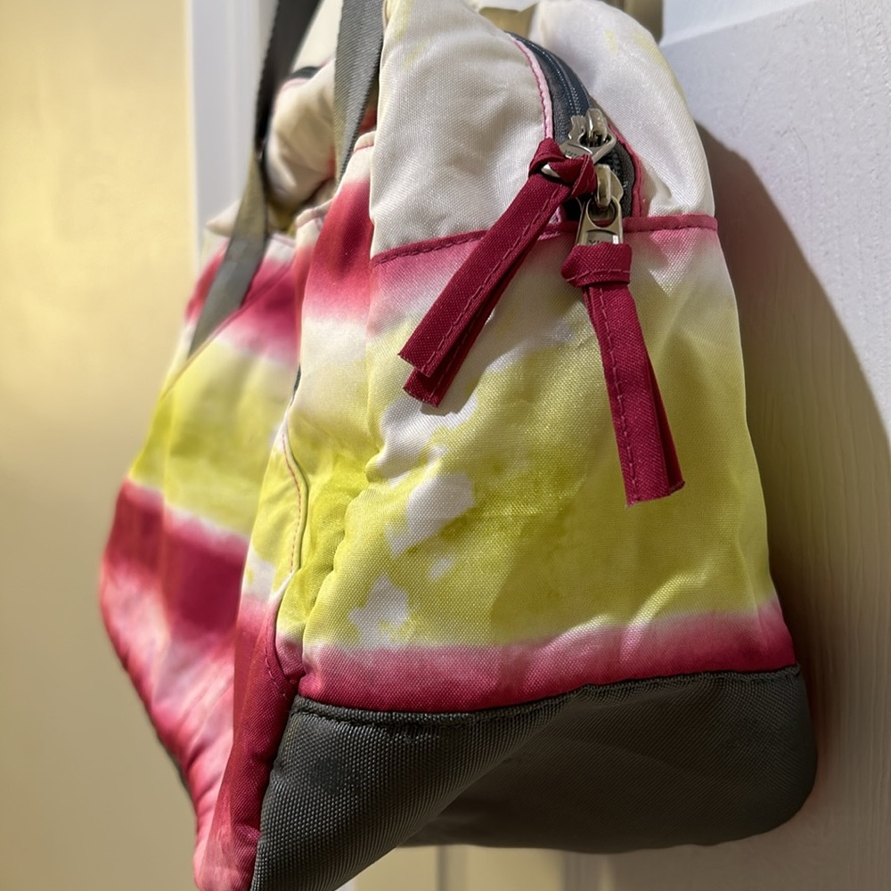 The North Face Tye Dye Duffel - Picture 5 of 16